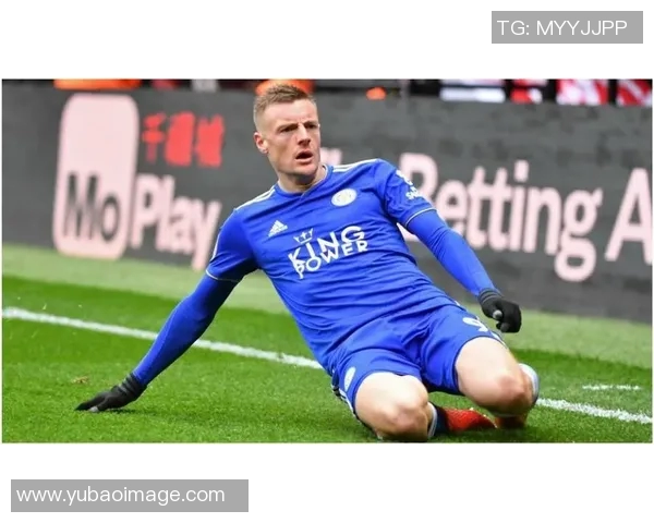 足球明星孤儿的传奇人生与奋斗历程揭秘