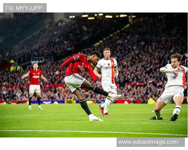 足球明星射门技巧与风格的深入分析与比较研究 足球明星射门技巧与风格的深入分析与比较研究